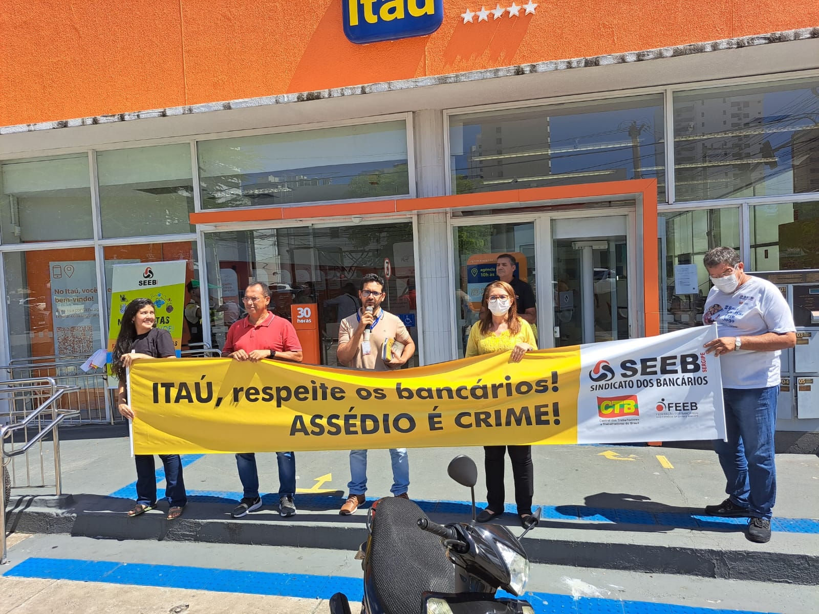 a3f64e78e931d6aef7ba2ca8d8200ed1