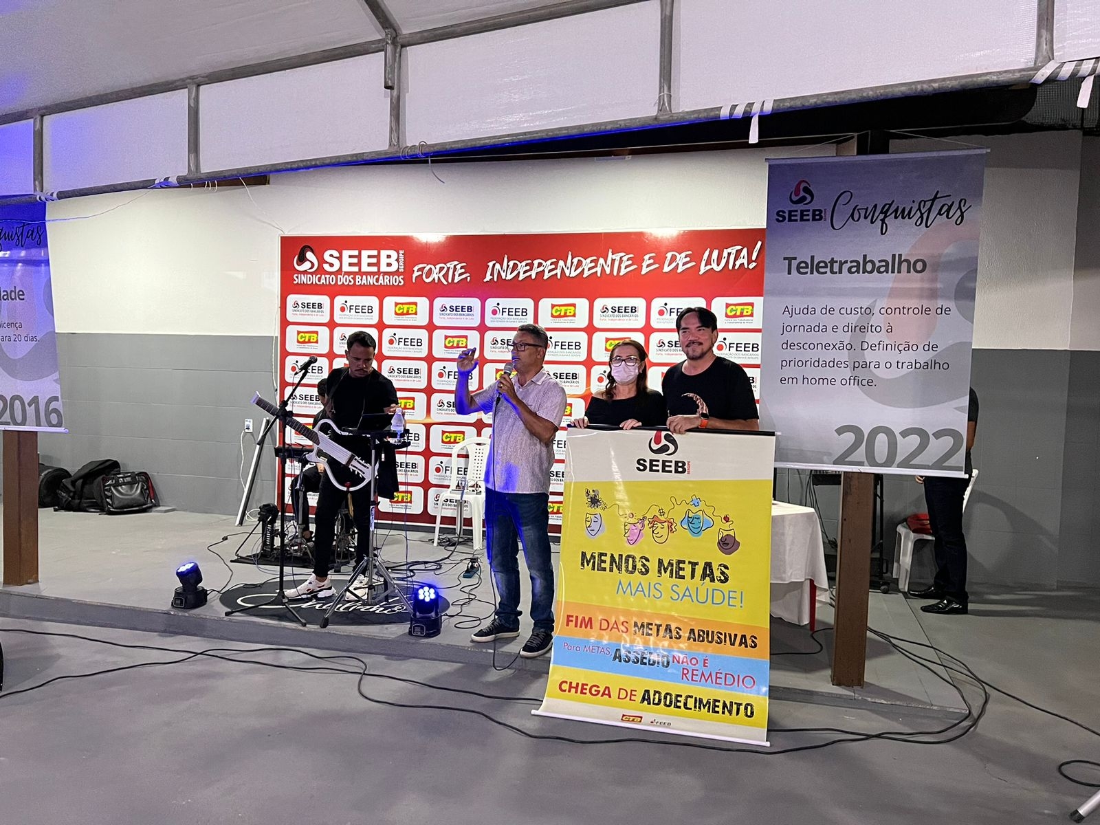 aa9a61cf86304bc0bb354af84ee024fb